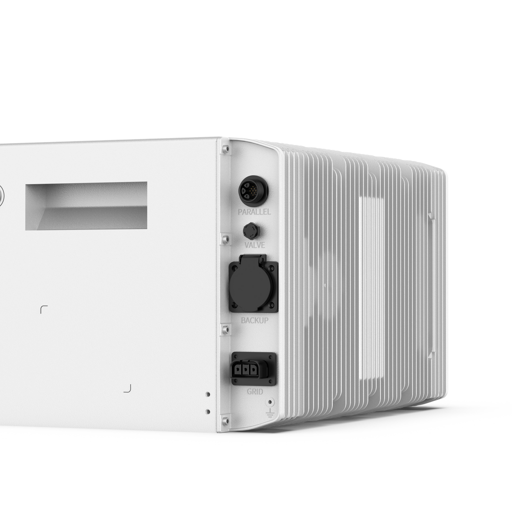 SunEnergyXT 500 PRO – All-in-One Plug & Play Hybridspeichersystem (5 kWh / 2.400 W)